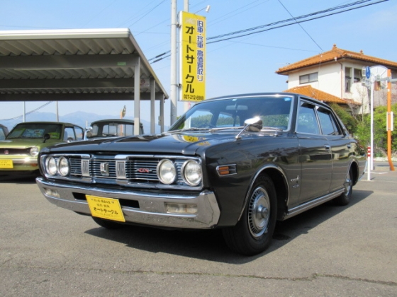 日産 セドリックセダン 中古車なら格安中古車検索 オートサークル